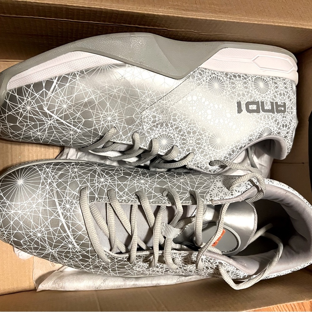 And I Trainers Mirage Grey White GUC Size 14